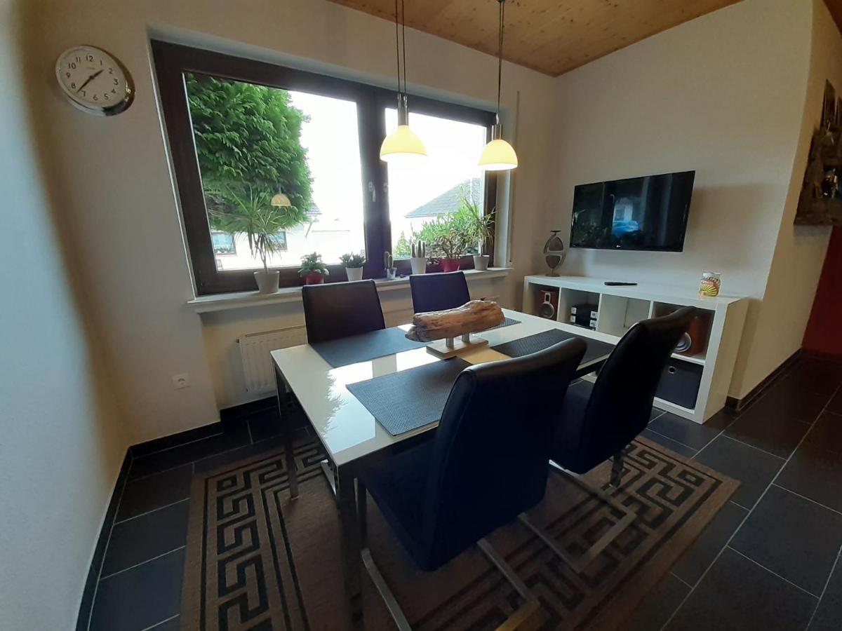 Herresbach Ferienwohnung Terrasse Parkplatz Wallbox Nuerburgring מראה חיצוני תמונה